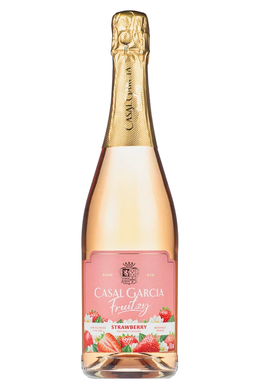 Casal Garcia Fruitzy Strawberry